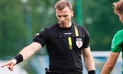 Rafał Szydełko sędzią meczu Sandecja - GKS 